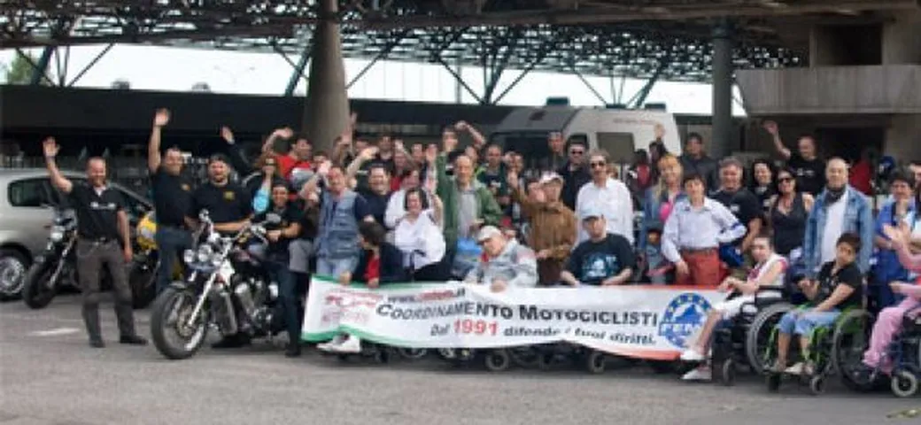 Amico 2010, giornata dell'amicizia tra motociclisti e disabili
