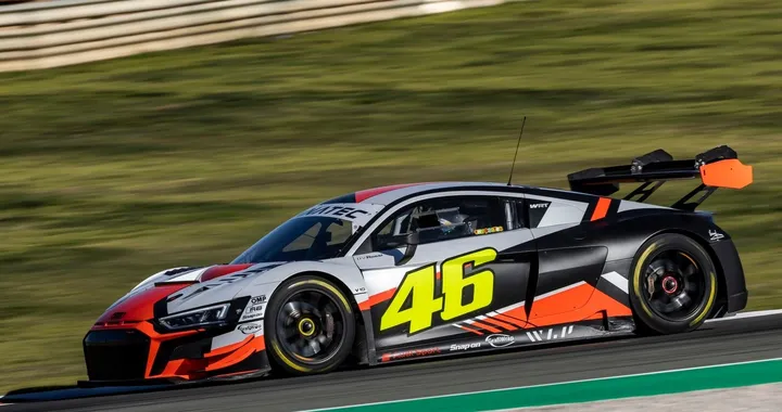 Valentino Rossi, futuro deciso: correrà nel Campionato GT World Challenge Europe con una Audi R8 LMS