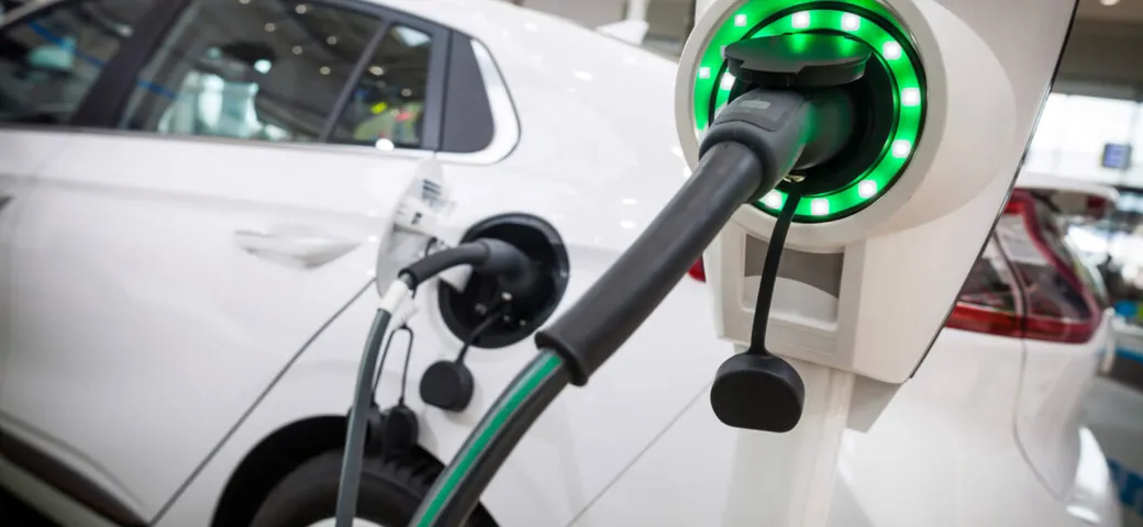 Auto elettriche, hanno bisogno di meno soccorso delle termiche