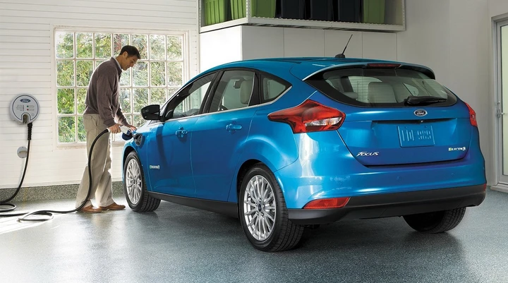 Ford Focus elettrica: nuove batterie e più autonomia