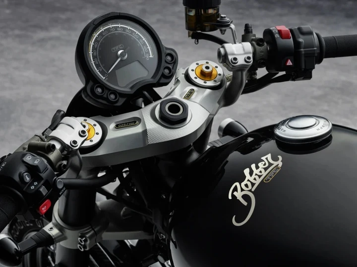 Triumph Bonneville Bobber TFC display