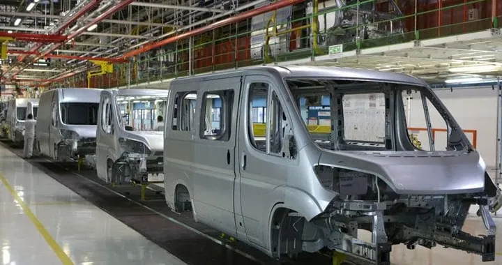 Fiat Ducato, made in Abruzzo, domina il mercato dei veicoli commerciali