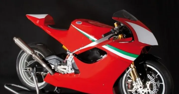 La Moto2 RossiMoto esposta al Motor Bike Expo 2011