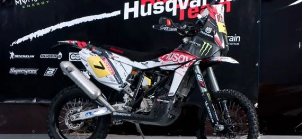 Husqvarna alla Dakar 2012 con 5 TE 449 RR by Speedbrain
