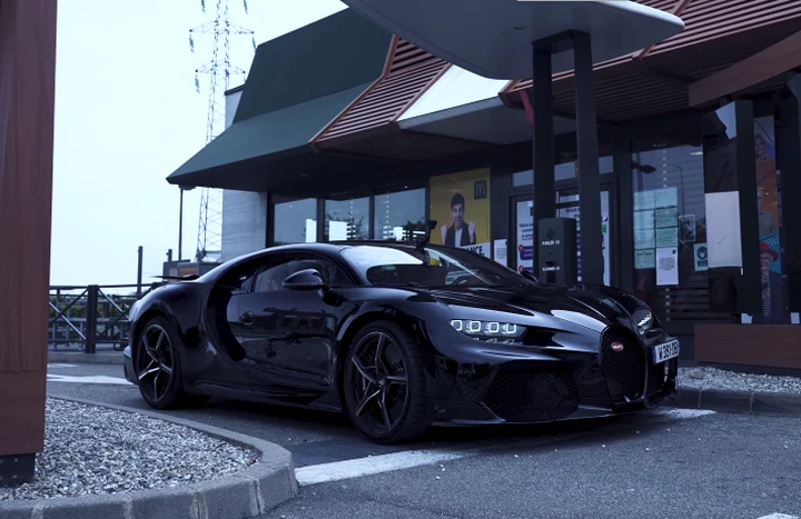 Al McDrive con una Bugatti Chiron Super Sport: che supplizio! [Video]
