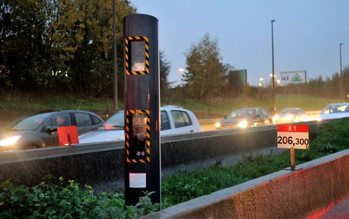 A 250 km/h non scatta la multa: autovelox ingannato da buio e pioggia