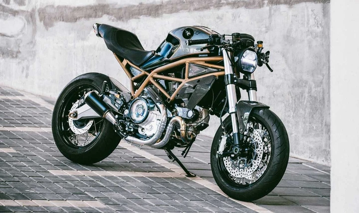 Ducati Monster 797 custom by Angry Lane