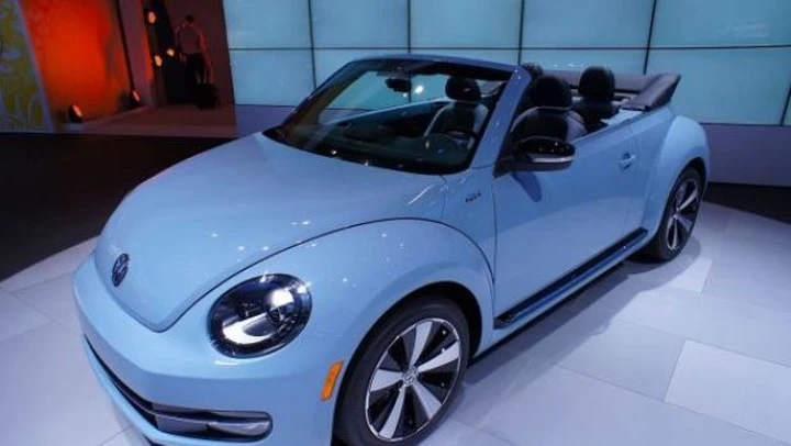 Volkswagen Maggiolino Cabriolet al salone di Los Angeles 2012