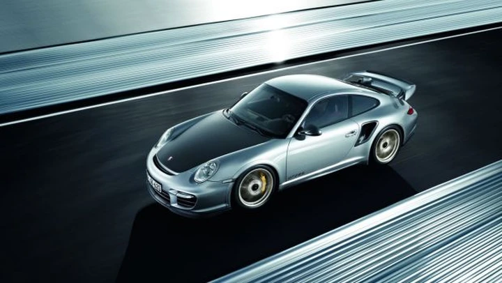 Porsche: la coupè a motore centrale è confermata