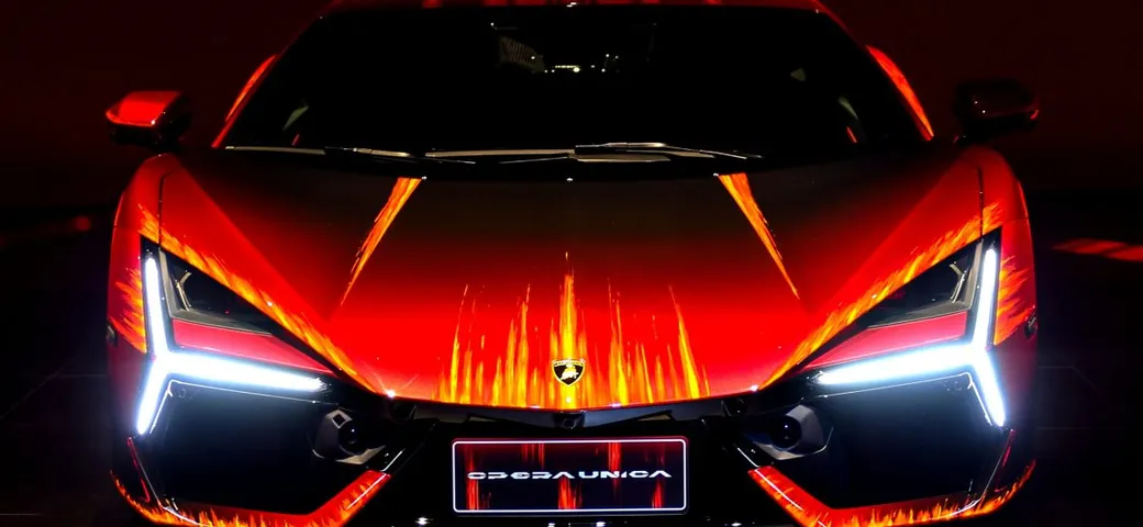 Lamborghini accusa un concessionario di vendere a gente di malaffare