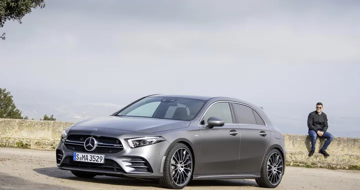 Mercedes-AMG A45: due declinazioni per la nuova generazione