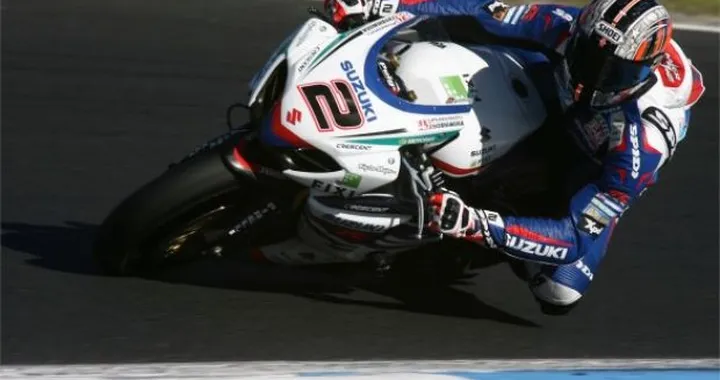 WSBK, Phillip Island: la Suzuki Crescent di Camier partità dalla seconda fila