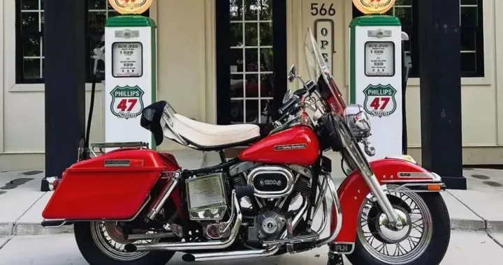 Harley-Davidson FLH Electra Glide del ’77: il mito che oggi vale una fortuna