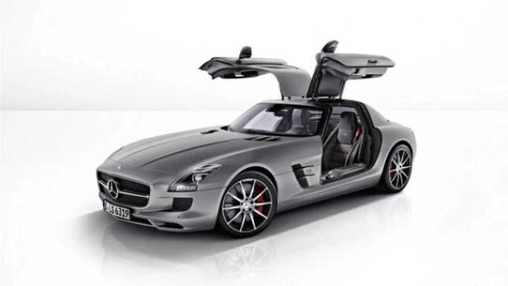 Mercedes SLS AMG GT: foto, dettagli e prezzi della nuova Ali di Gabbiano