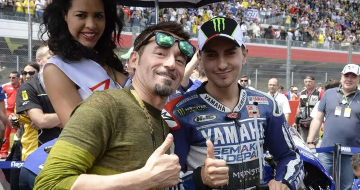 MotoGP, Max Biaggi: "E' il miglior Lorenzo di sempre"