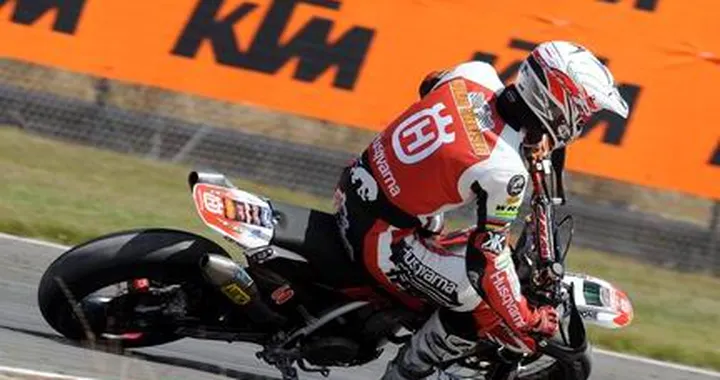 Adrien Chareyre e Ivan Lazzarini vincono la 5a prova dell'italiano Supermoto