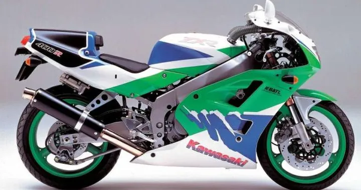Piccole, sportive e cattive: Kawasaki ZXR 400