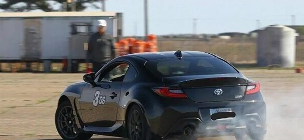Niente garanzia perché “maltratta” in pista la sua Toyota GR86