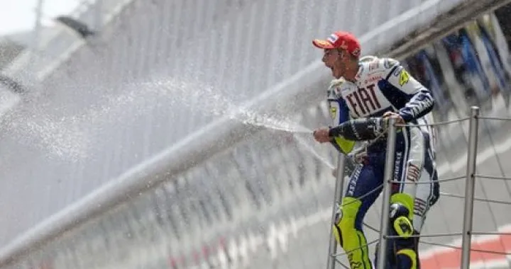 Montmelò esplosivo. Rossi magia. Lorenzo baionetta. Classifica iridata rovente