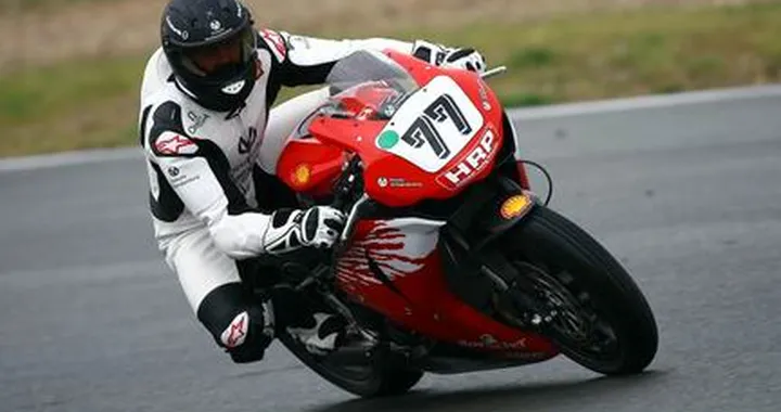 Schumacher in sella ad una CBR 1000RR del Team Ten Kate