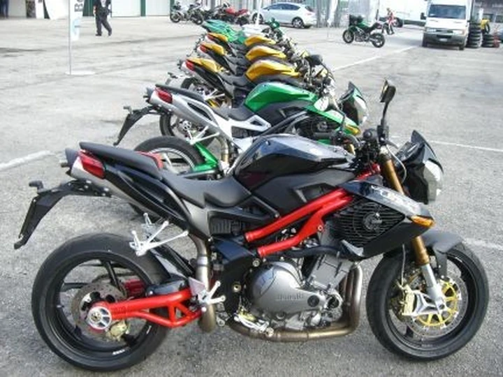 Live from Misano: I love Benelli