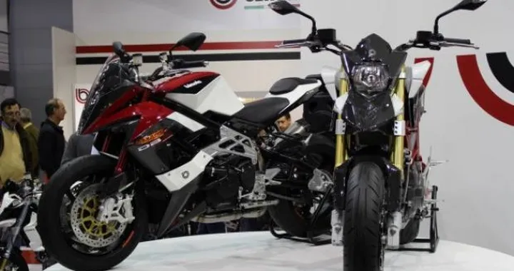 Bimota DB9 Brivido e DB10 B.motard: Salone Milano Eicma 2011