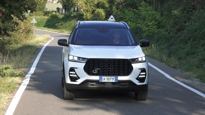 DR 6.0: il SUV italiano che ama viaggiare