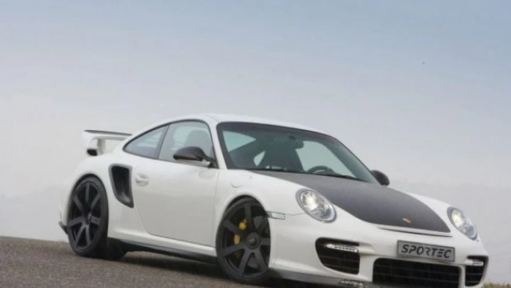Sportec SP 800 R su base Porsche 911 GT2 RS