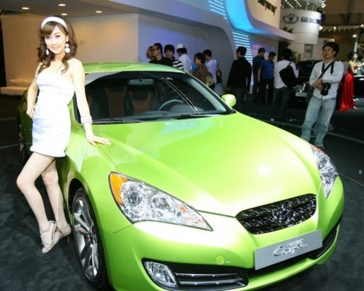 Hyundai Genesis Coupé: presto al debutto un 2.0 biturbo da 290 cavalli