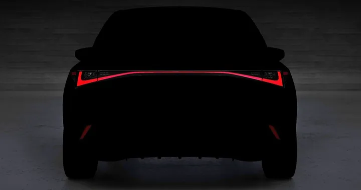 Nuova Lexus IS: il primo teaser della quarta generazione