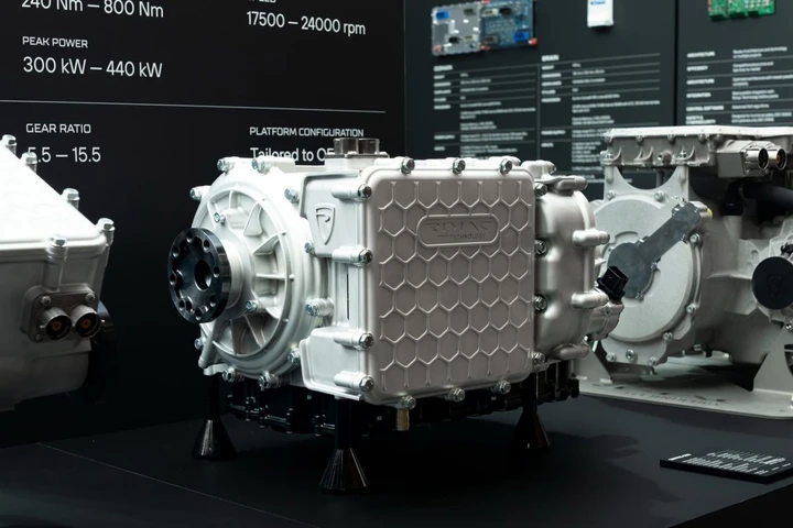 Bugatti e Rimac: batterie allo stato solido e eAxles per le nuove hypercar