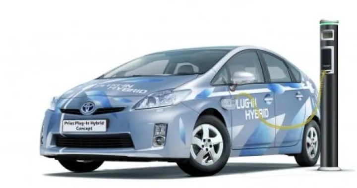Toyota: Plug-in Hybrid ed elettriche già nel 2012