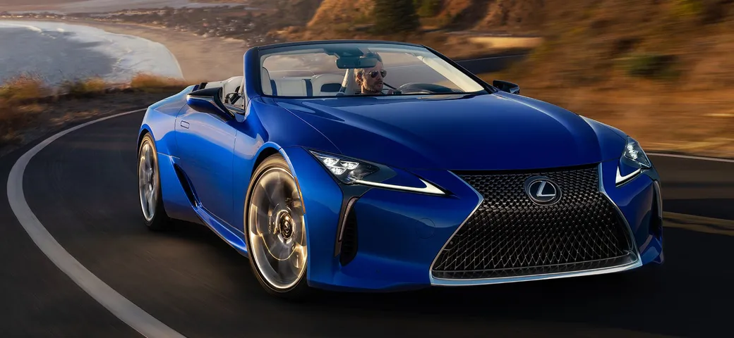 Lexus LC 500 Convertible, in vendita in Italia a partire da 125.000 euro