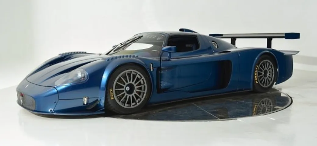 Maserati MC12 Corsa: in vendita l'esemplare stradale