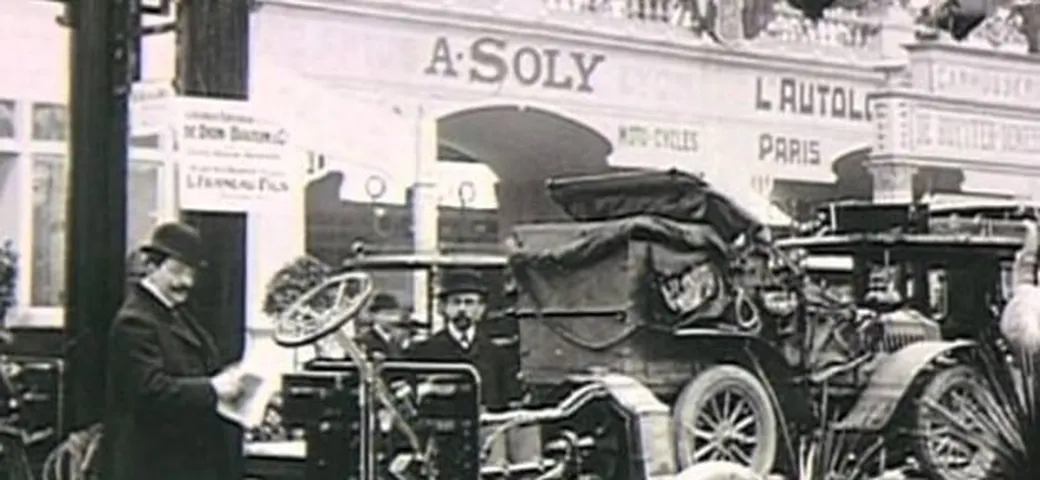 Curiosità: 4.6 milioni di dollari per l'auto più antica al mondo