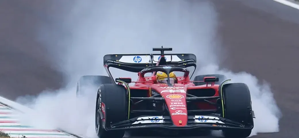 Lewis Hamilton e il battesimo di fuoco con Ferrari