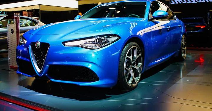 Alfa Romeo Giulia Veloce al Salone di Parigi 2016 Live [Video]