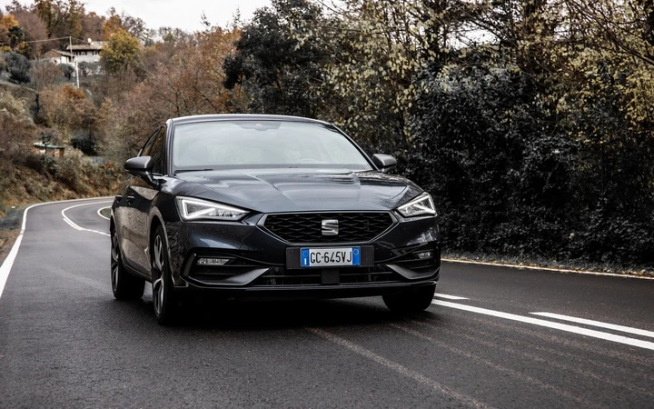 Seat Leon FR 1.4 e-Hybrid: prima prova dell’ibrida plug-in da 204 CV
