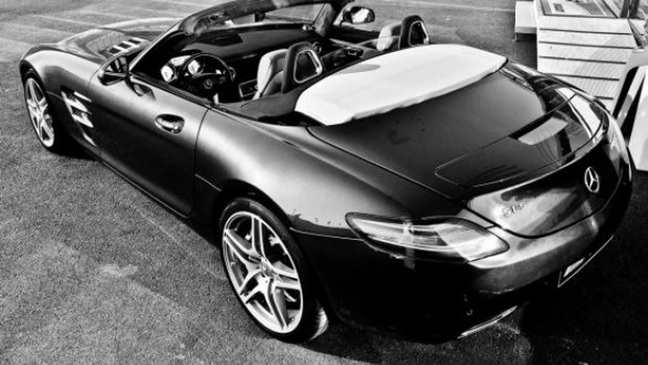 Mercedes: quasi confermata la baby SLS
