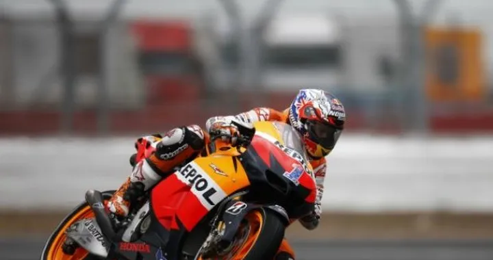 Stoner: "difficile raccogliere dati interessanti". Pedrosa: "ho studiato la pista"