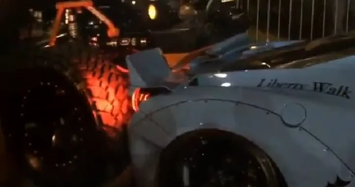 Il video dell'incidente al SEMA fra un fuoristrada ed una Ferrari