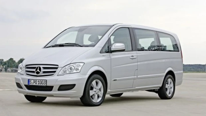 Mercedes Viano 2011