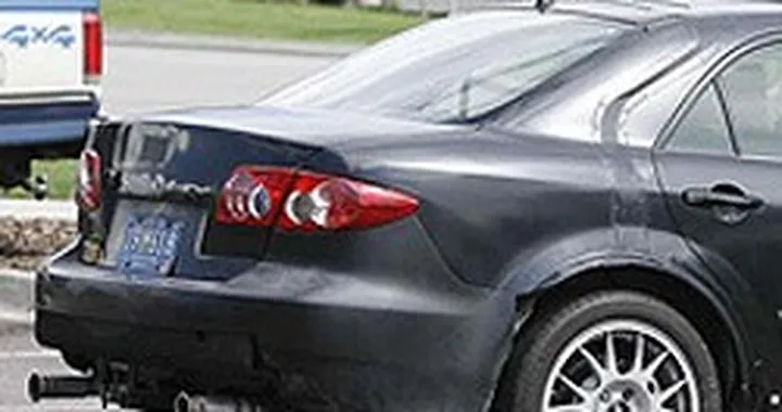 Foto-spia: Mazda 6 2008
