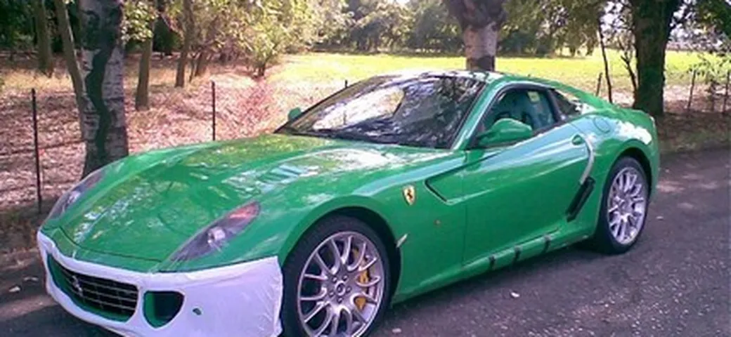 Ferrari 599 GTB: c'è posto anche per il verde Kermit