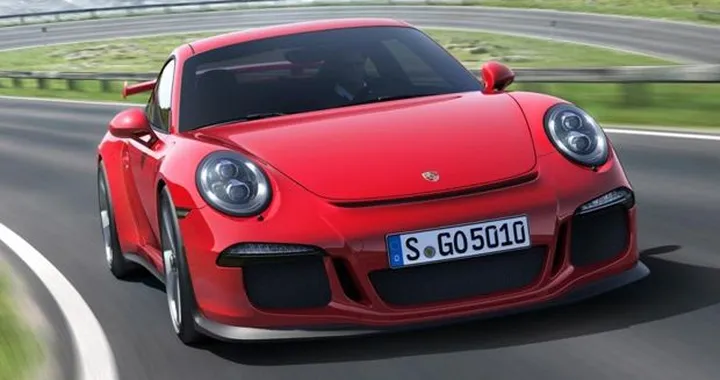 Porsche 911 GT3 bruciate: Porsche sostituirà tutti i 785 motori