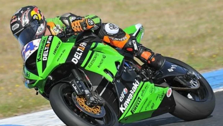 WSS: il team Kawaski Lorenzini conclude i test ad Imola. Infortunio per Sofuoglu.