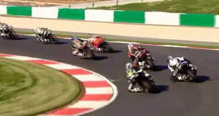 Superbike comparative test ride in Portimao Circuit 2009