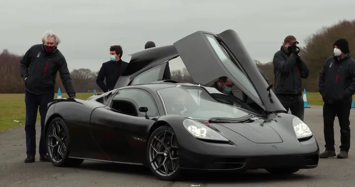Gordon Murray T.50: prototipo in pista con il progettista [Video]