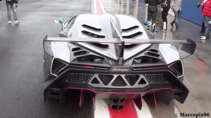 Lamborghini Veneno: il video in pista a Vallelunga