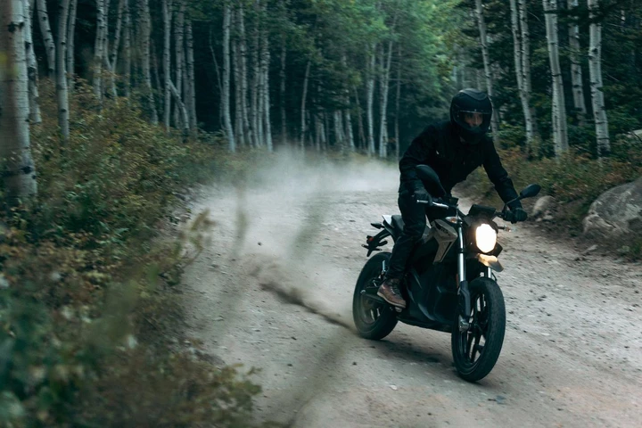 Zero Motorcycles lancia in Italia le moto elettriche da 11 kW [FOTO]